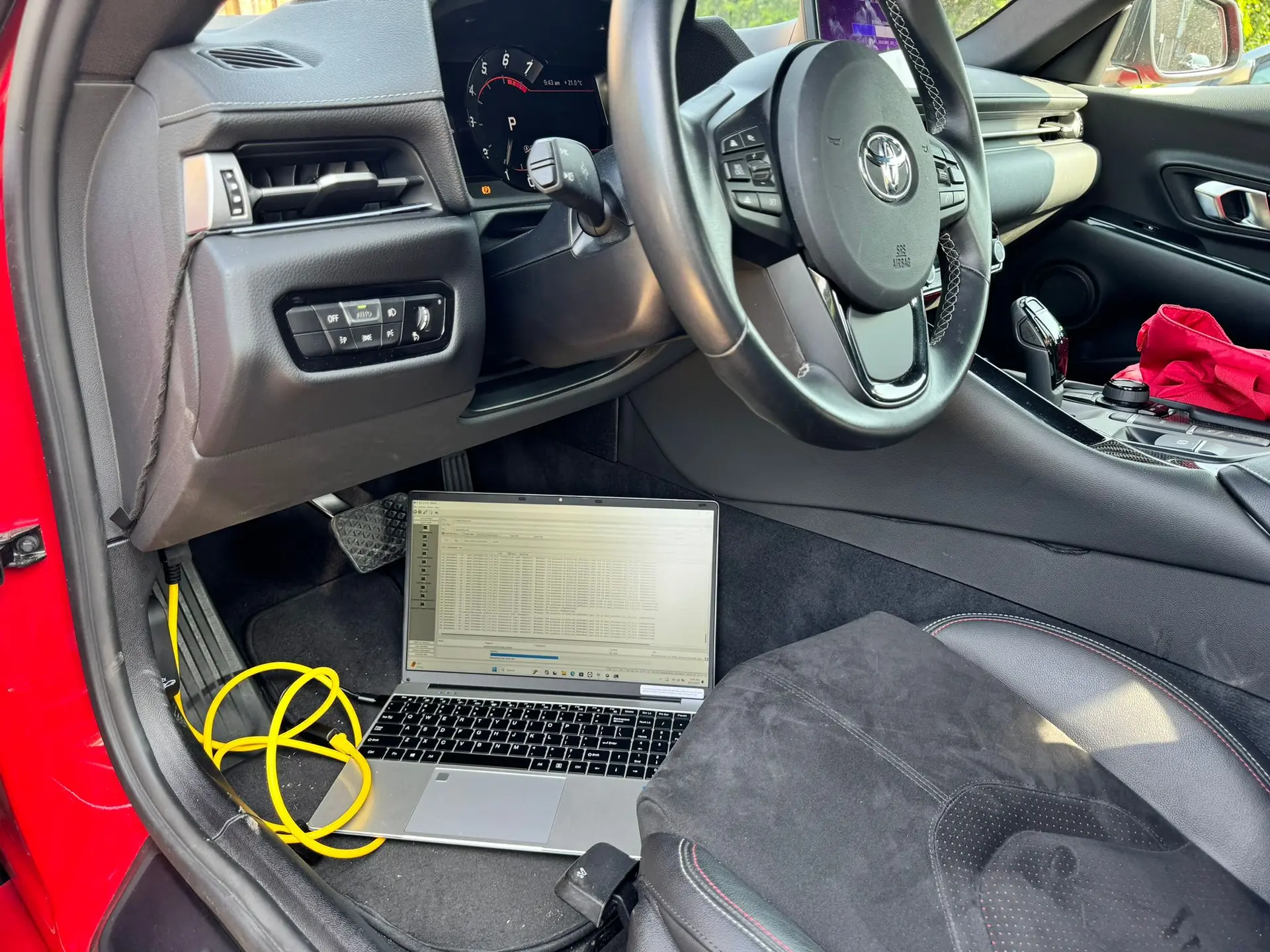 2021 Toyota GR Supra – Installing Apple Carplay in the Toyota GR Supra 2.0